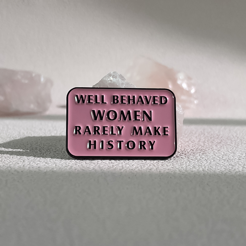 Well Behaved Women Rarely Make – Jewelry Making Quotes recenzja i cena