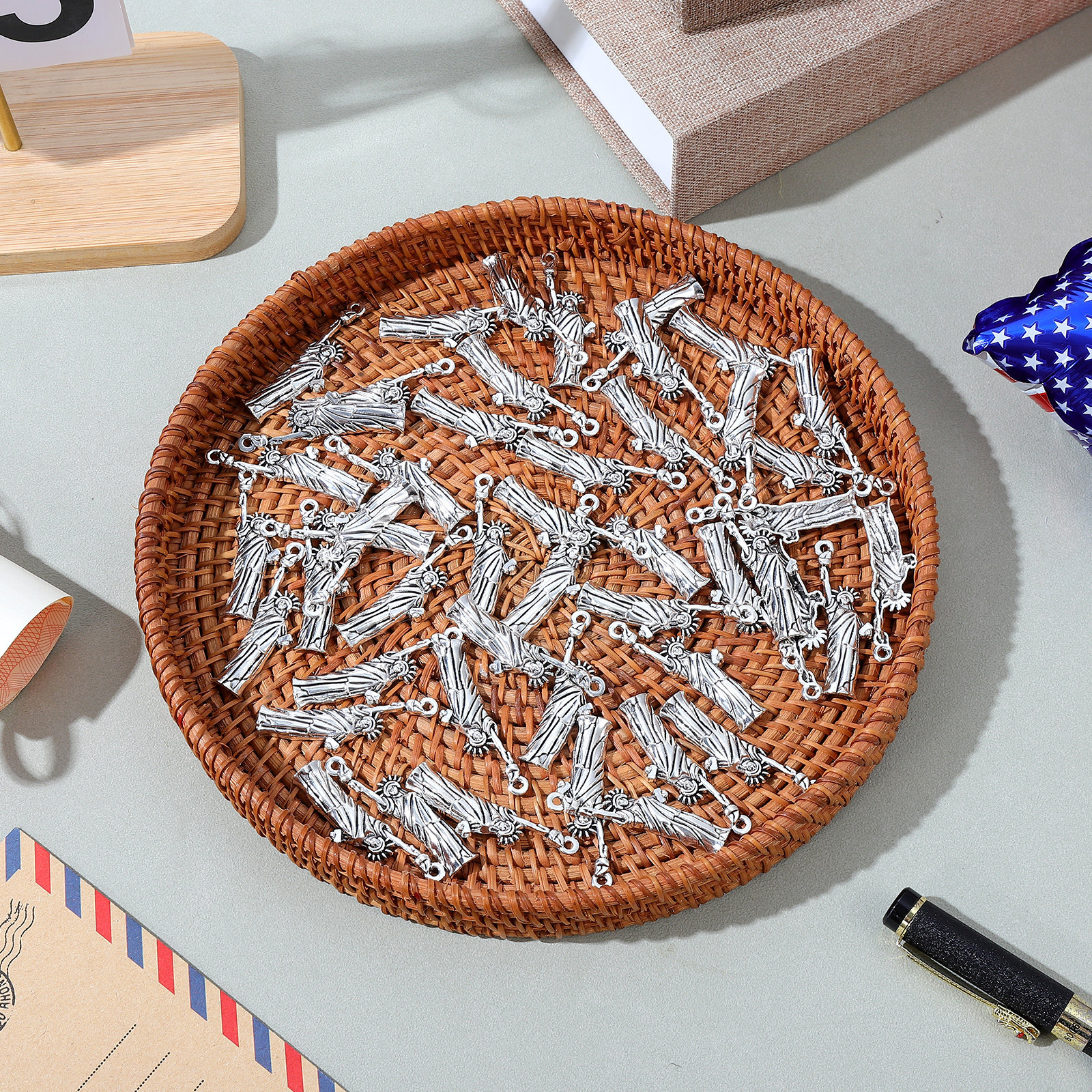 50Pcs Statue of Liberty Charms – Jewelry Making York recenzja i cena