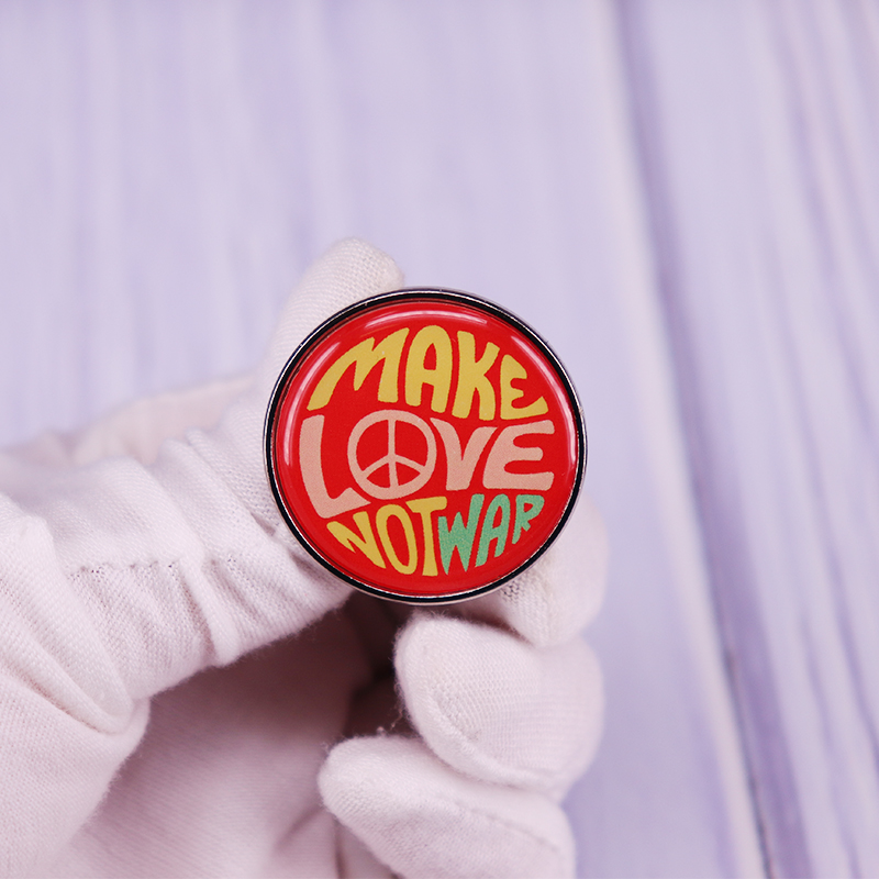 Make Love Not War Pin Brooch I – Jewelry Making Quotes recenzja i cena